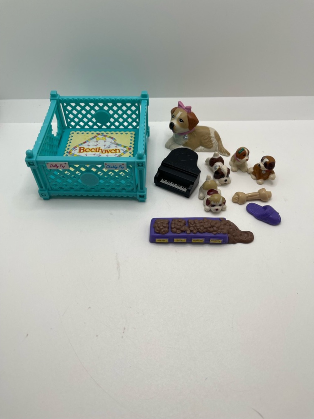 1993 Littlest Pet Shop Beethoven’s 2nd Nuzzletime Nursery Kenner Vintage Puppy
